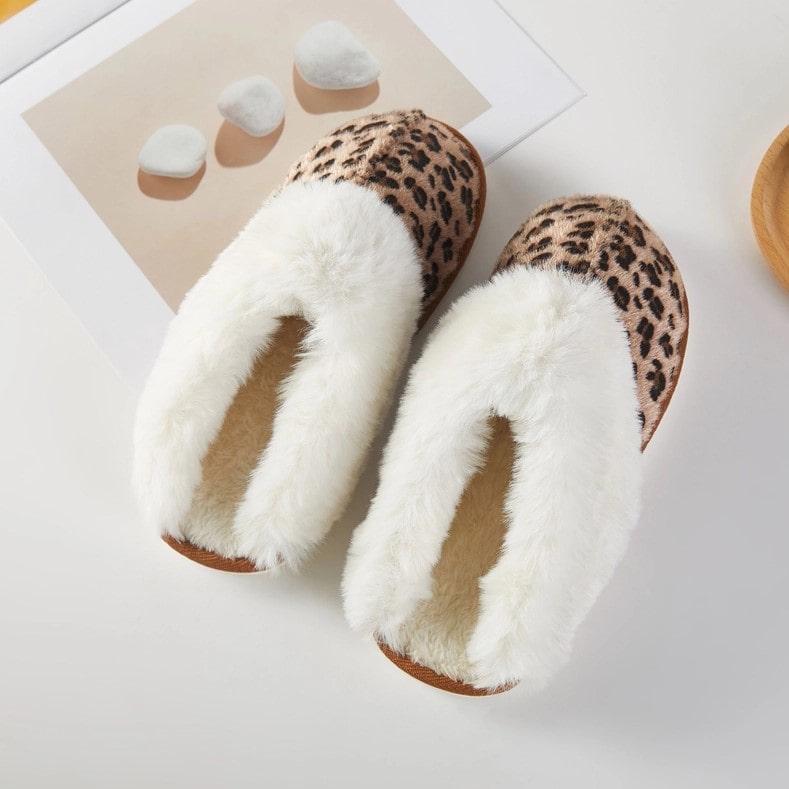 Women's Faux Fur Lined Leopard Slippers