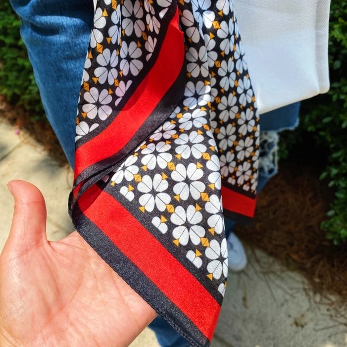 Clover Scarf